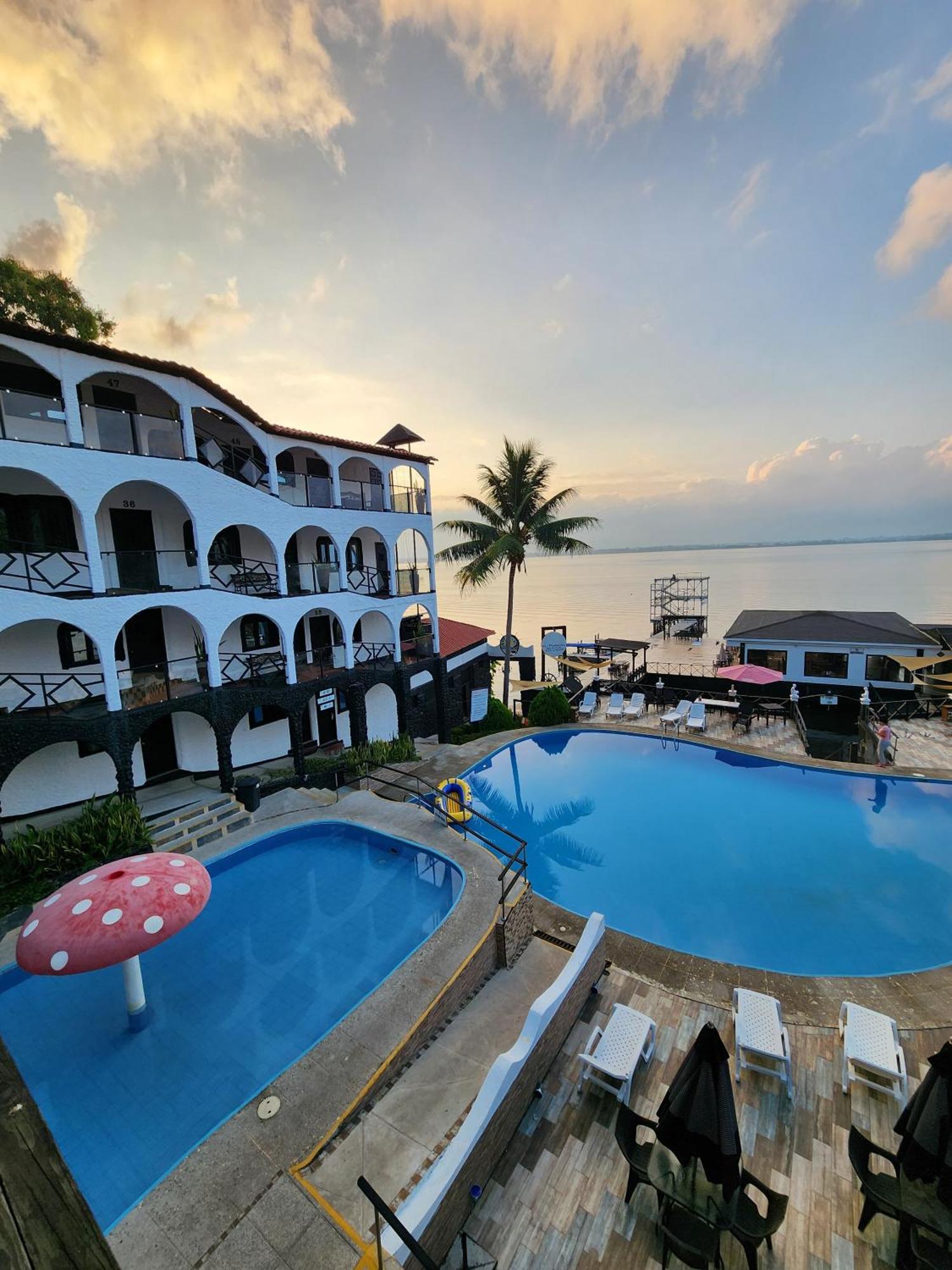 Hotel Mi Paraiso Rio Dulce Castillo de San Felipe Exterior photo